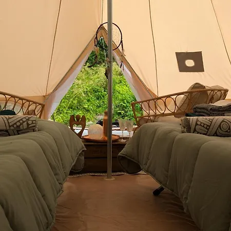 Bell-tent Zuid אוהל מפואר *