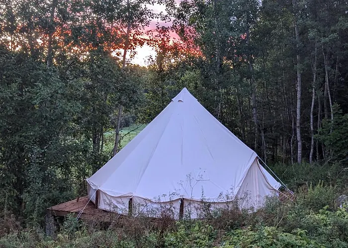 Bell-tent Zuid * لابينرانتا